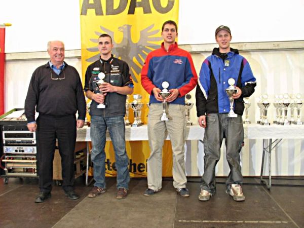 Die Sieger der Klasse 11 Kai-Arne Petruck (Platz 1), Steven Nickolai (Platz 2) und Otto Freund (Platz 3)