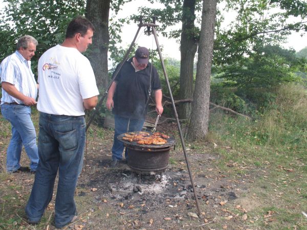 Der Koch Klaus Bell bei der Arbeit