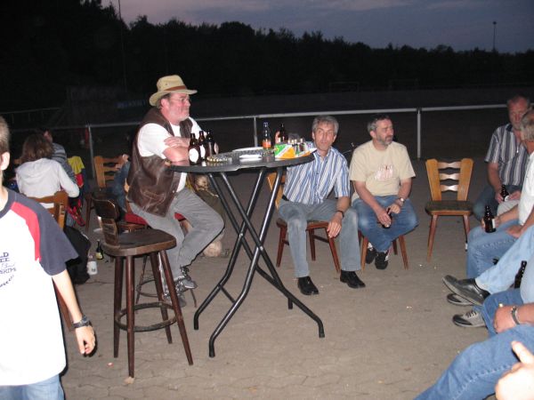 Grillen am Sportplatz zu Kempenich 9