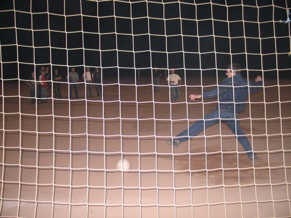 Der 1. Vorsitzende locht ein