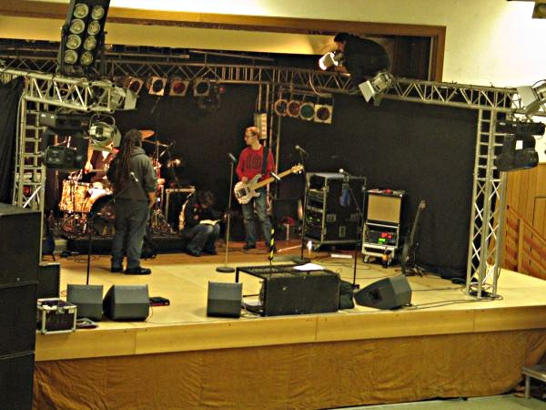 051209_jaf__fr_02.jpg