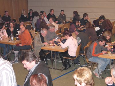 Guten Appetit, wir essen alle mit