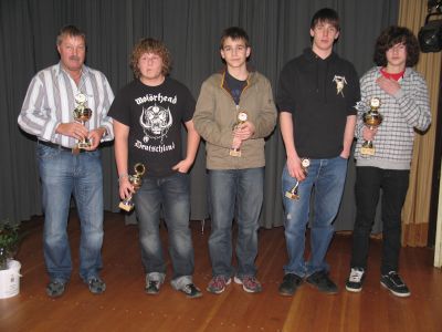 Clubmeister Jugen Kart Slalom - Florina Geisler (P2 vertreten durch Onkel Inch), Kevin M&uuml;ller (P3), Alexander Jaschek (P4), Thomas Baumeister (P5), Janosch Gros (P1)