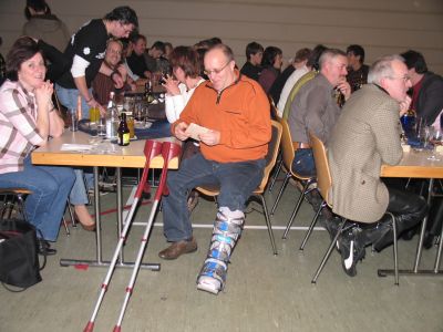 Ei was mag wohl in dem Umschlag sein