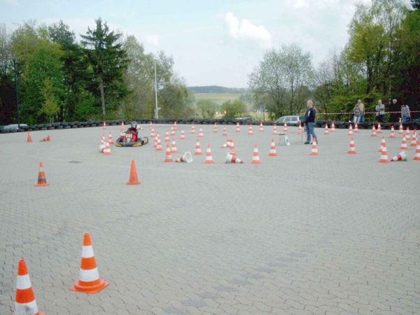 Der Kreisel im ersten Teil der Strecke