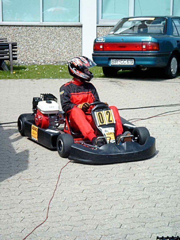 Thomas Baumeister wartet auf die Freigabe des Starts