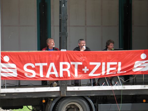 Der Sponsor, der Wolli, der Ben und der Zeitnahme