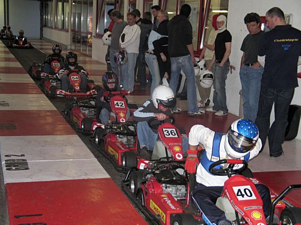 Zur&uuml;ck in der Gasse der Gassen