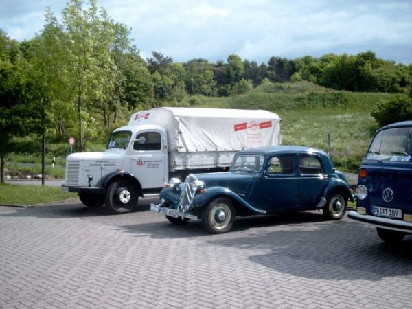 Bild der Oldtimerausfahrt 2003