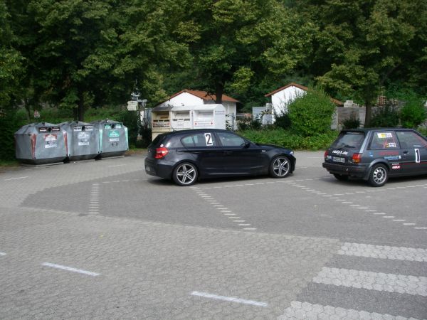 Die ersten Teilnehmer treffen ein