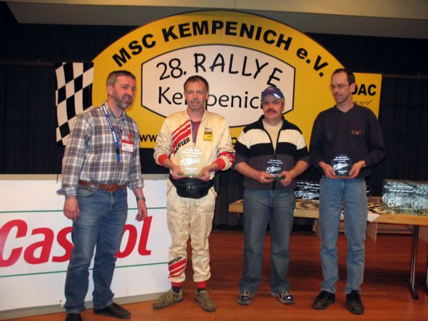 Sieger Mannschaften - v. r. MSC Adenau (P3), MSC Wahlscheid (P2), Clerver AC (P1)