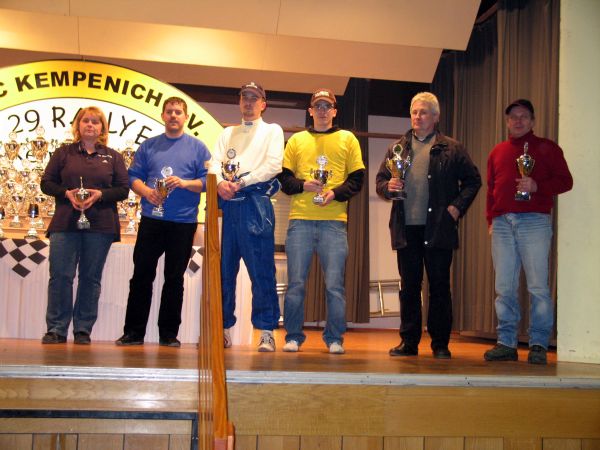 Sieger der Klasse G 18 v.l. Sandra und Gernot Gr�f (P 3), Thomas Kr�mer / Jens-EriK Brak (P2), Michael Winnen / Gerd H�ppen (P1)