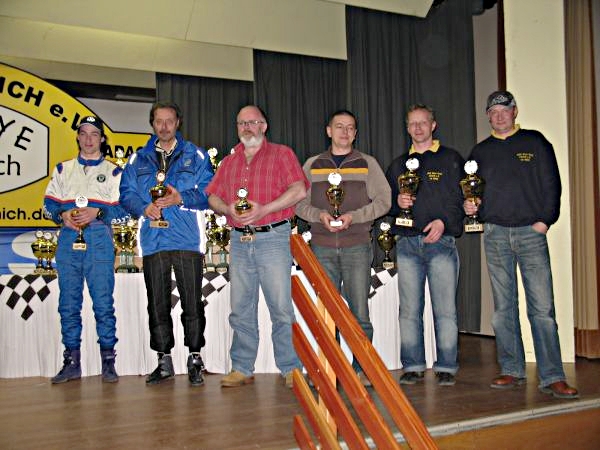 Sieger der Klasse H 14 v.r. Christian Carl/ Joachim Carl (P 1), Andreas Konrath/ Bartosch Schewtzky (P 3), Rolf Kramer/ Christian Fran (P 2)